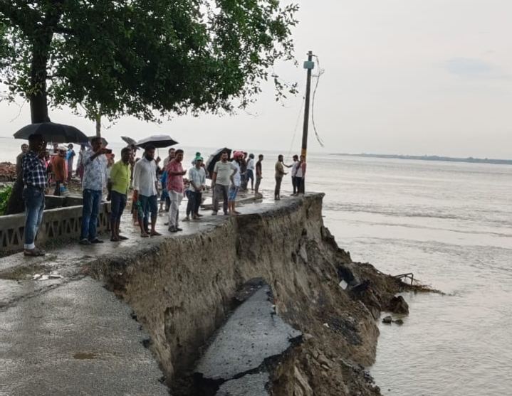 BJJM supporting families affected by Padma erosion near Lalgola